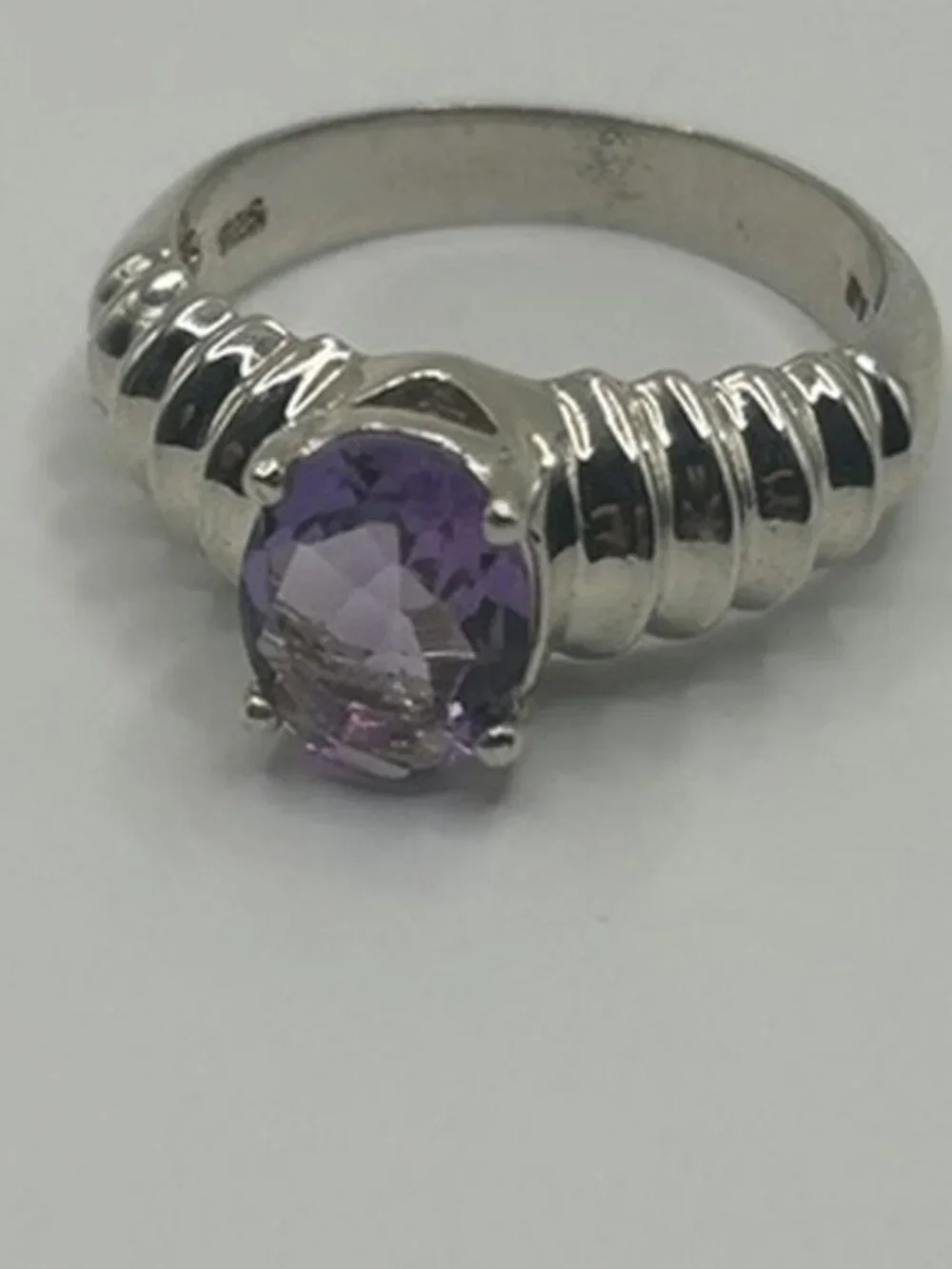 Vintage 925 Sterling Silver Amethyst Ring Womens Purple Stone Stamped Size 7